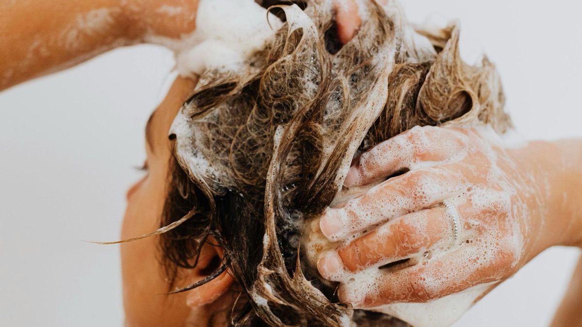 5 Shampoo Ingredients to Avoid at All Costs