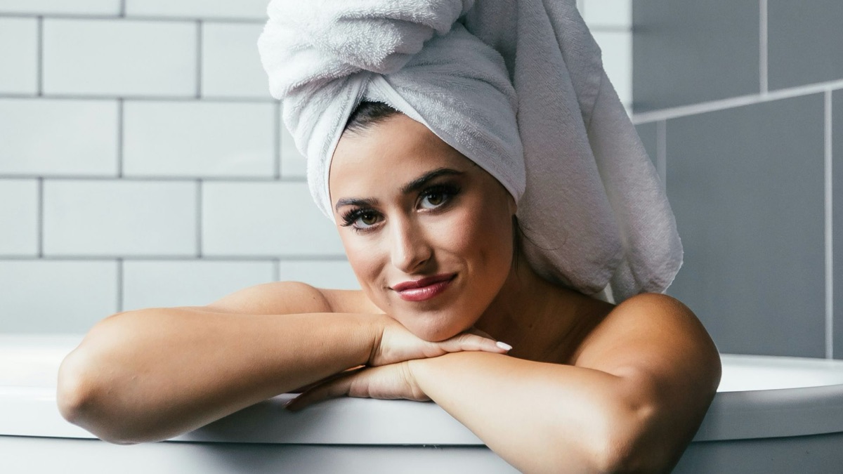 5 Shampoo Ingredients to Avoid at All Costs