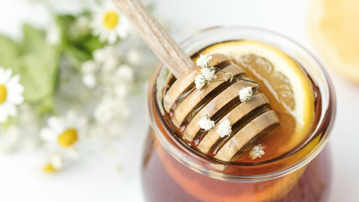 5 Simple DIY Face Masks You Can Use At Home