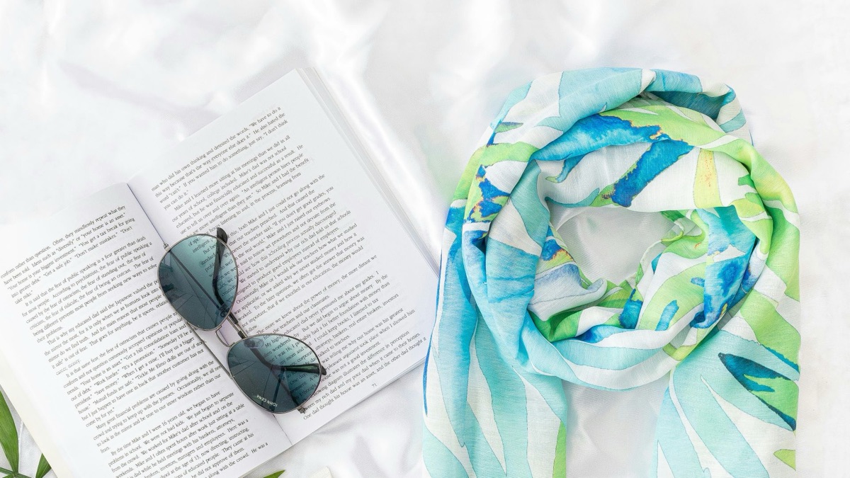5 So-Called Winter Accessories You Can Actually Wear In The Summer
